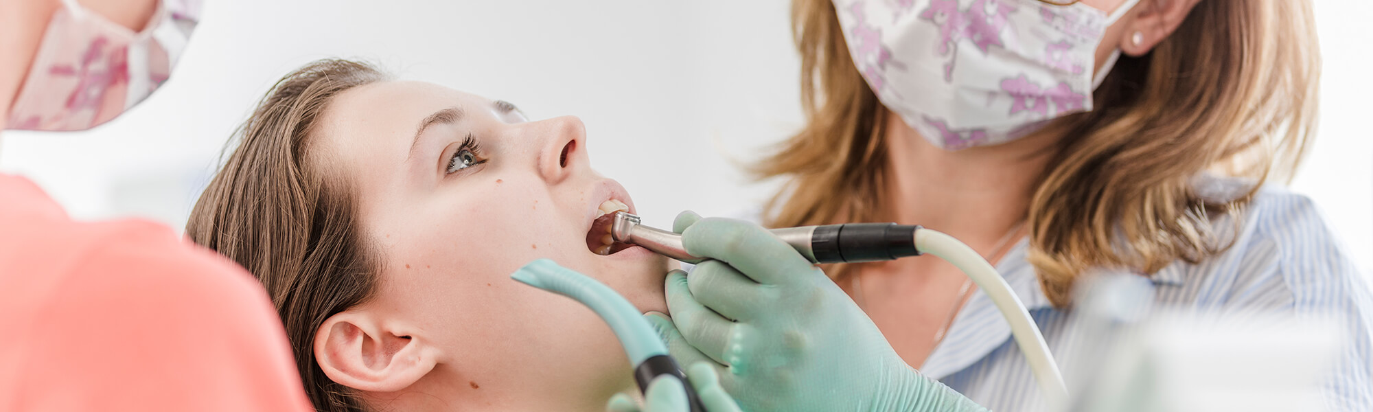 Zahnarzt Neuss Holzheim – Jonek / Gensior – Slider – Amalgam entfernen Zahnarzt Neuss Holzheim - Jonek / Gensior - Slider - Amalgam entfernen