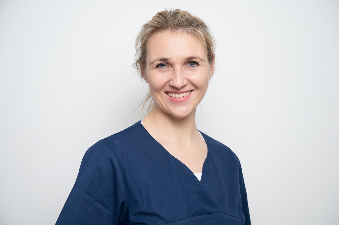Zahnarzt Neuss Holzheim – Jonek / Gensior – Team – Dr. Julia Ohlig Zahnarzt Neuss Holzheim - Jonek / Gensior - Team - Dr. Julia Ohlig